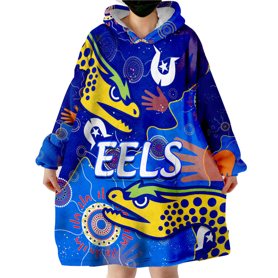 custom-text-and-number-parramatta-eels-naidoc-week-torres-strait-eels-aboriginal-wearable-blanket-hoodie