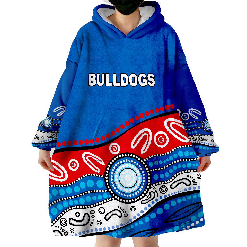 bulldogs-indigenous-western-wearable-blanket-hoodie