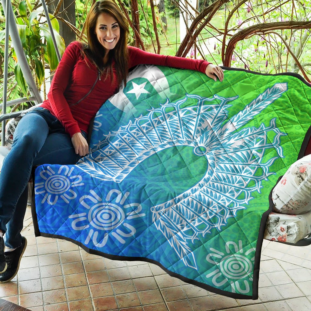 torres-strait-islander-premium-quilt-dhari-mask-ocean-style