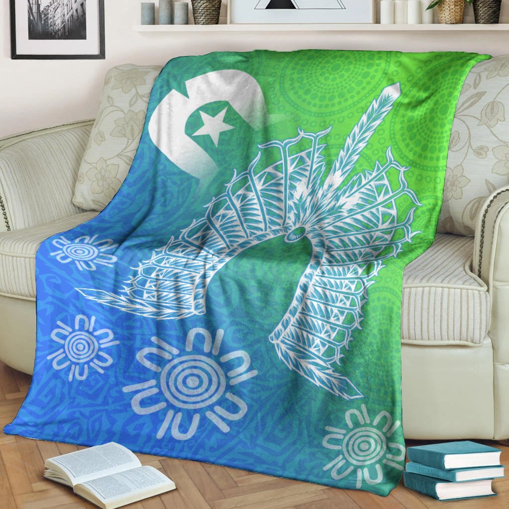 torres-strait-islander-premium-blanket-dhari-mask-ocean-style