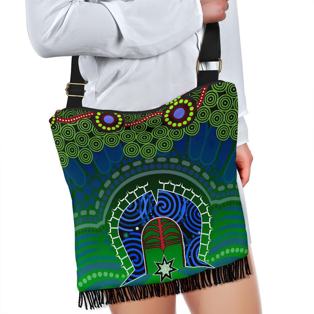 torres-strait-boho-handbag-dhari-and-dot-patterns