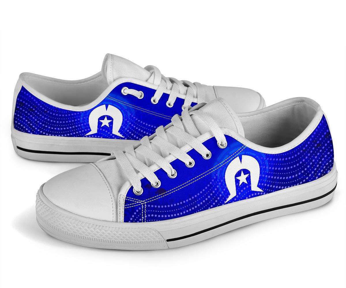 torres-strait-islanders-low-top-shoes-torres-symbol-with-aboriginal-turtle