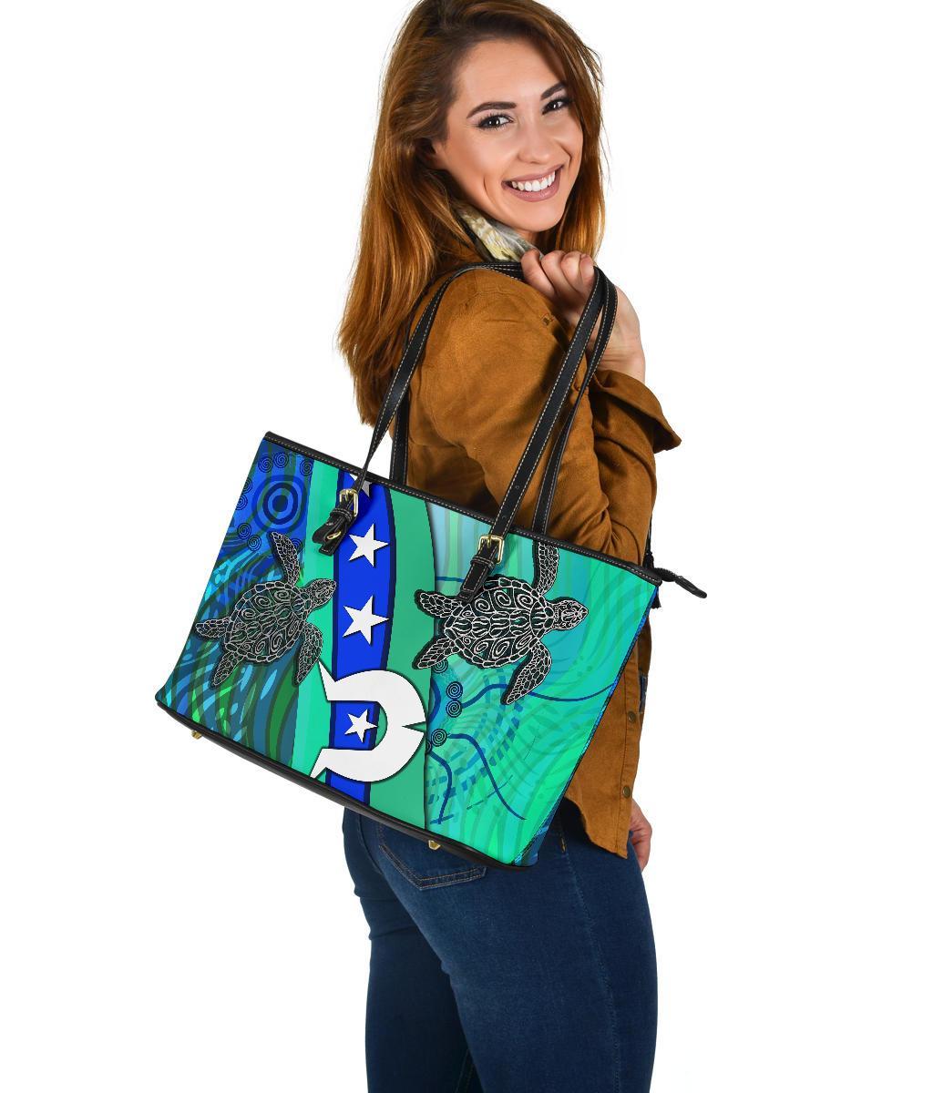 leather-tote-bag-torres-strait-flag-and-turtle